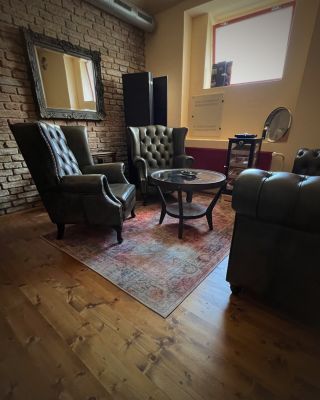 Chcete si užít večer v soukromí nebo hledáte klidné místo pro pracovní schůzku? U nás si můžete pronajmout privátní...