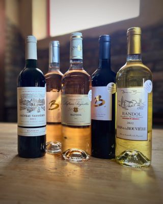 🖤 Přejeme vám klidné Vánoce a úspěšný nový rok 2026. Moc si vážíme vaší přízně a těšíme se na další rok plný skvělého...